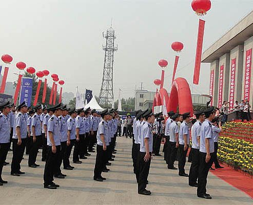2012年山西安防科技产业博览会现场警务人员