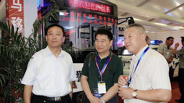 沐鸣2电动车参加道路交通安全展会圆满成功
