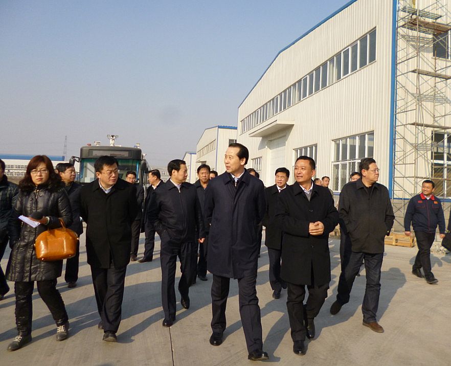 1月22日，深圳市委副书记、市长王亮到我公司调研调研