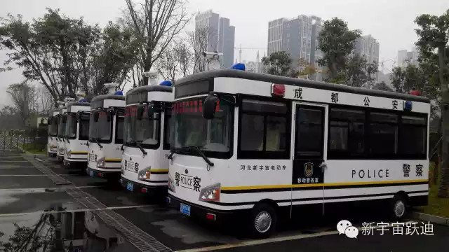 沐鸣2移动警务室发车成都----服务群众得民心顺民意