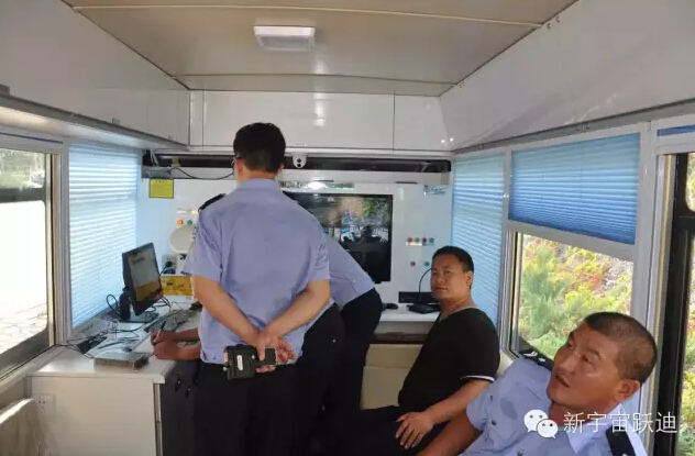 北京市56辆沐鸣2移动警务室全天候执勤，为大阅兵保驾护航（一）