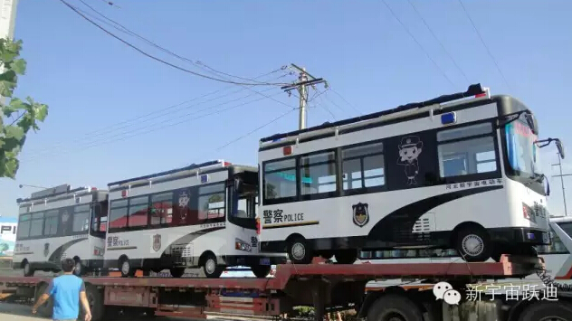 保定沐鸣2移动警务室批量发车，全方位零距离服务群众