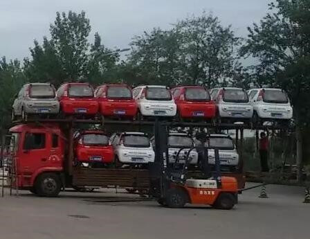 电动轿车