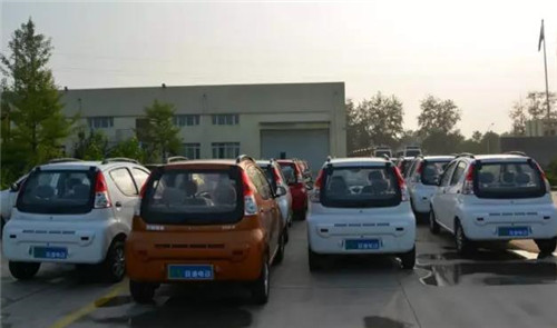 电动汽车