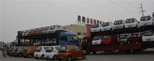 电动轿车