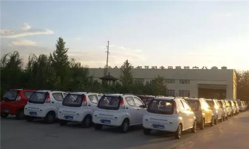 电动汽车