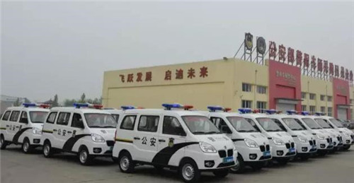 电动巡逻车