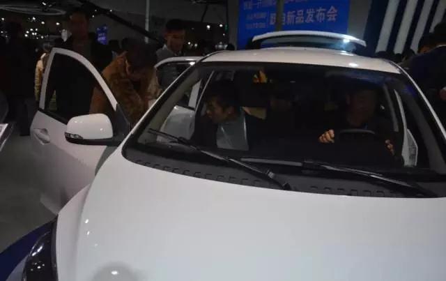 沐鸣2智能家族集结亮相郑州展,万人见证,共赢未来