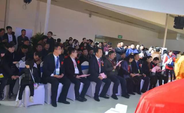 沐鸣2智能家族集结亮相郑州展,万人见证,共赢未来