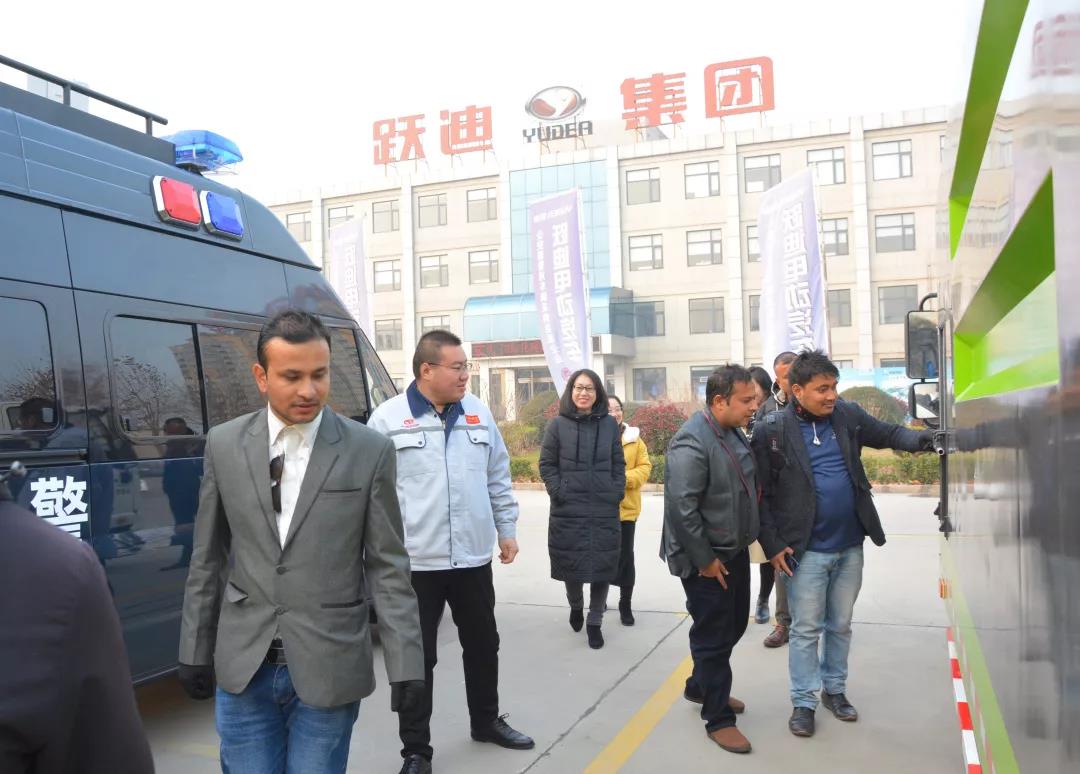 点亮丝路 | 尼泊尔客商到沐鸣2集团参观洽谈