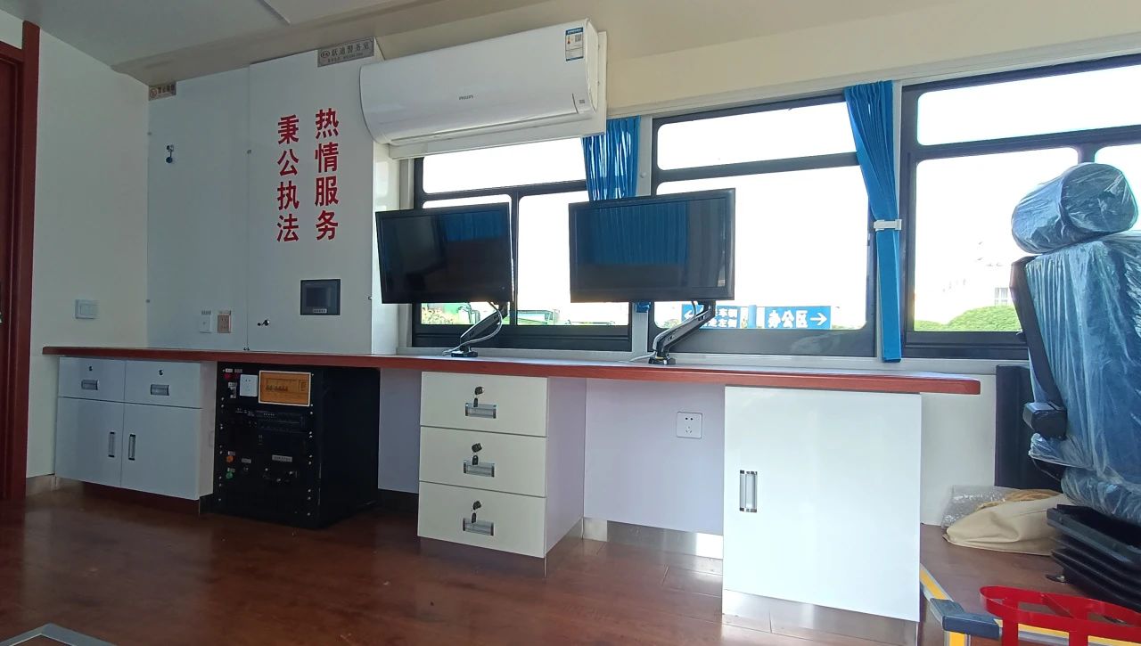 科技助警 沐鸣2先行丨沐鸣2纯电动8米拓展舱警务室