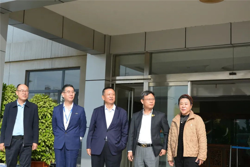 泰国客商一行到沐鸣2集团参观洽谈合作